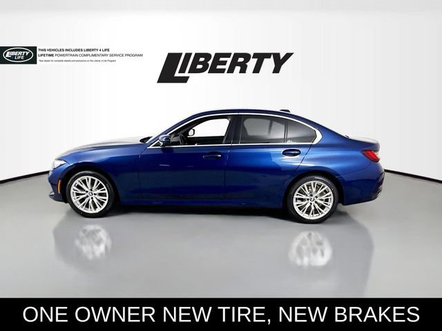 Used 2023 BMW 330i xDrive Sedan w/ Premium Package image 4
