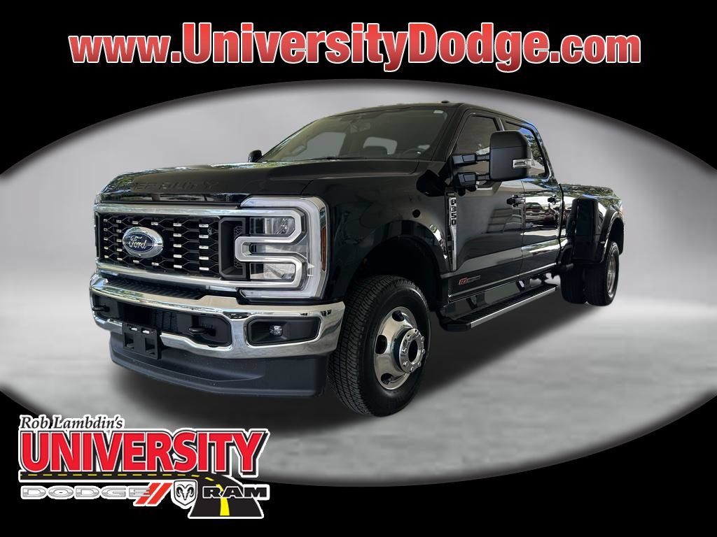 Used 2026 Ford F350 Lariat AWD/4WD image 1