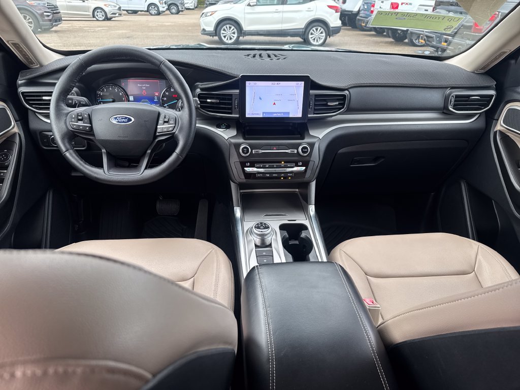 Used 2020 Ford Explorer XLT w/ Equipment Group 202A RWD image 5