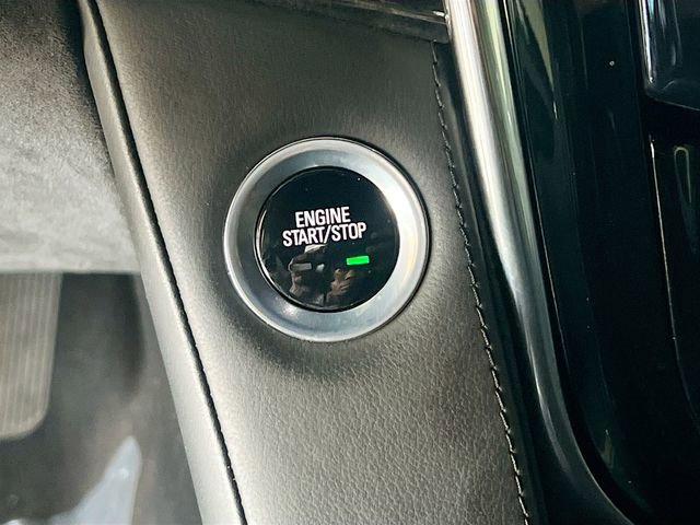 Used 2018 Cadillac Escalade Platinum image 19