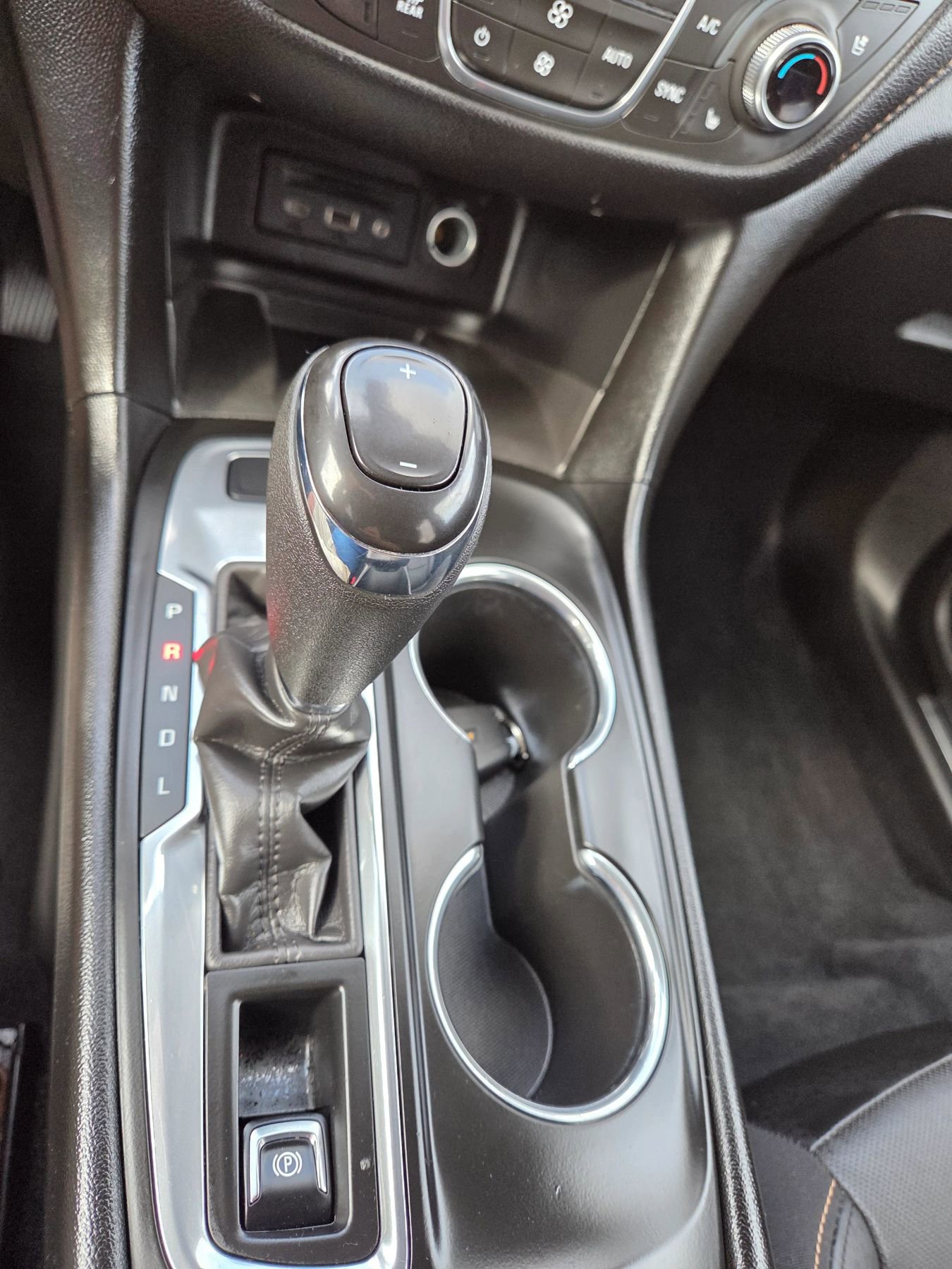 Used 2020 Chevrolet Equinox Premier image 28