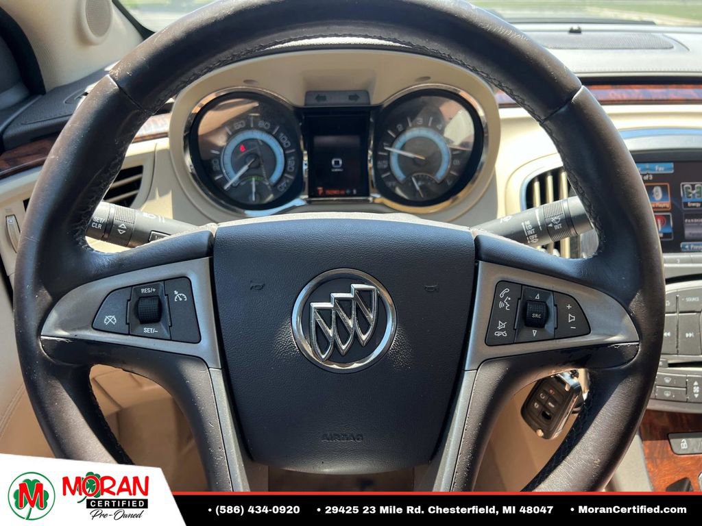 Used 2013 Buick LaCrosse Leather FWD image 18