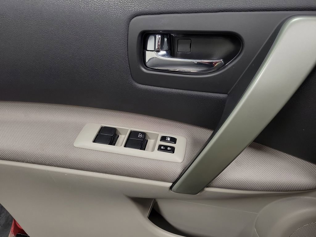 Used 2013 Nissan Rogue S w/ Special Edition Pkg AWD/4WD image 19