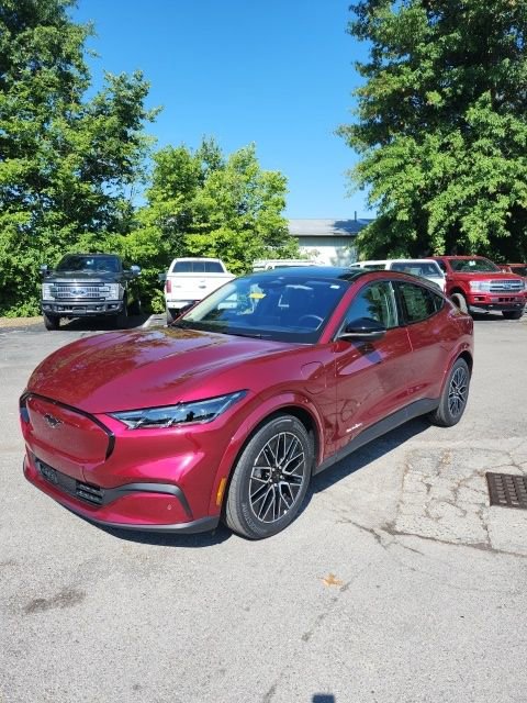 New 2025 Ford Mustang Mach-E Premium image 1