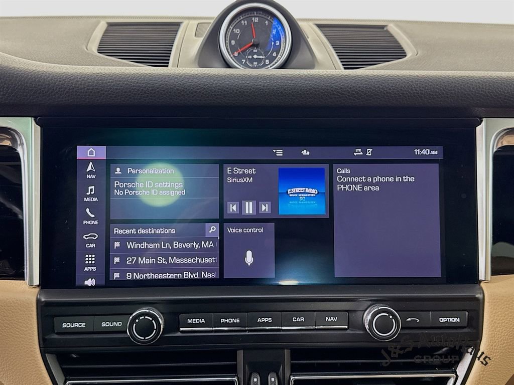 Used 2021 Porsche Macan image 17