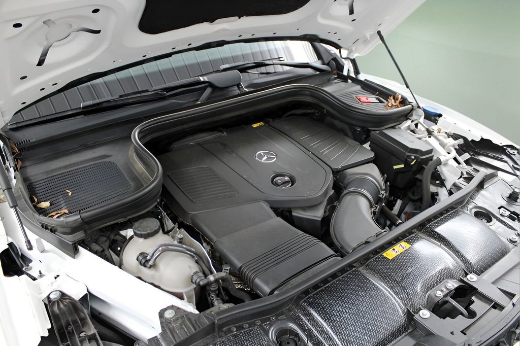 Used 2024 Mercedes-Benz GLE 350 4MATIC image 32