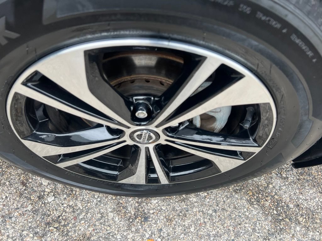 Certified 2022 Nissan Sentra SV w/ All-Weather Package FWD image 35
