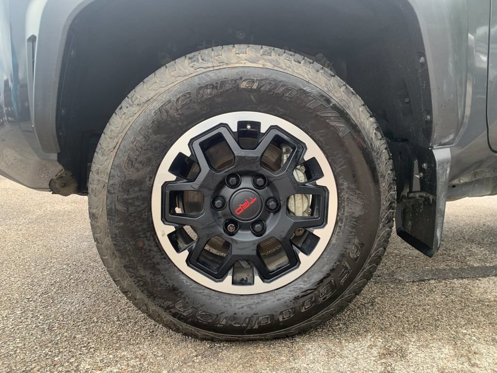 Used 2026 Toyota Tacoma TRD Off-Road AWD/4WD image 32