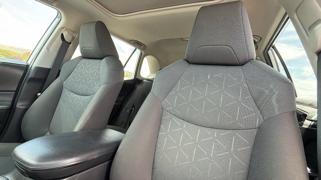 Certified 2024 Toyota RAV4 XLE w/ Convenience Package FWD image 11