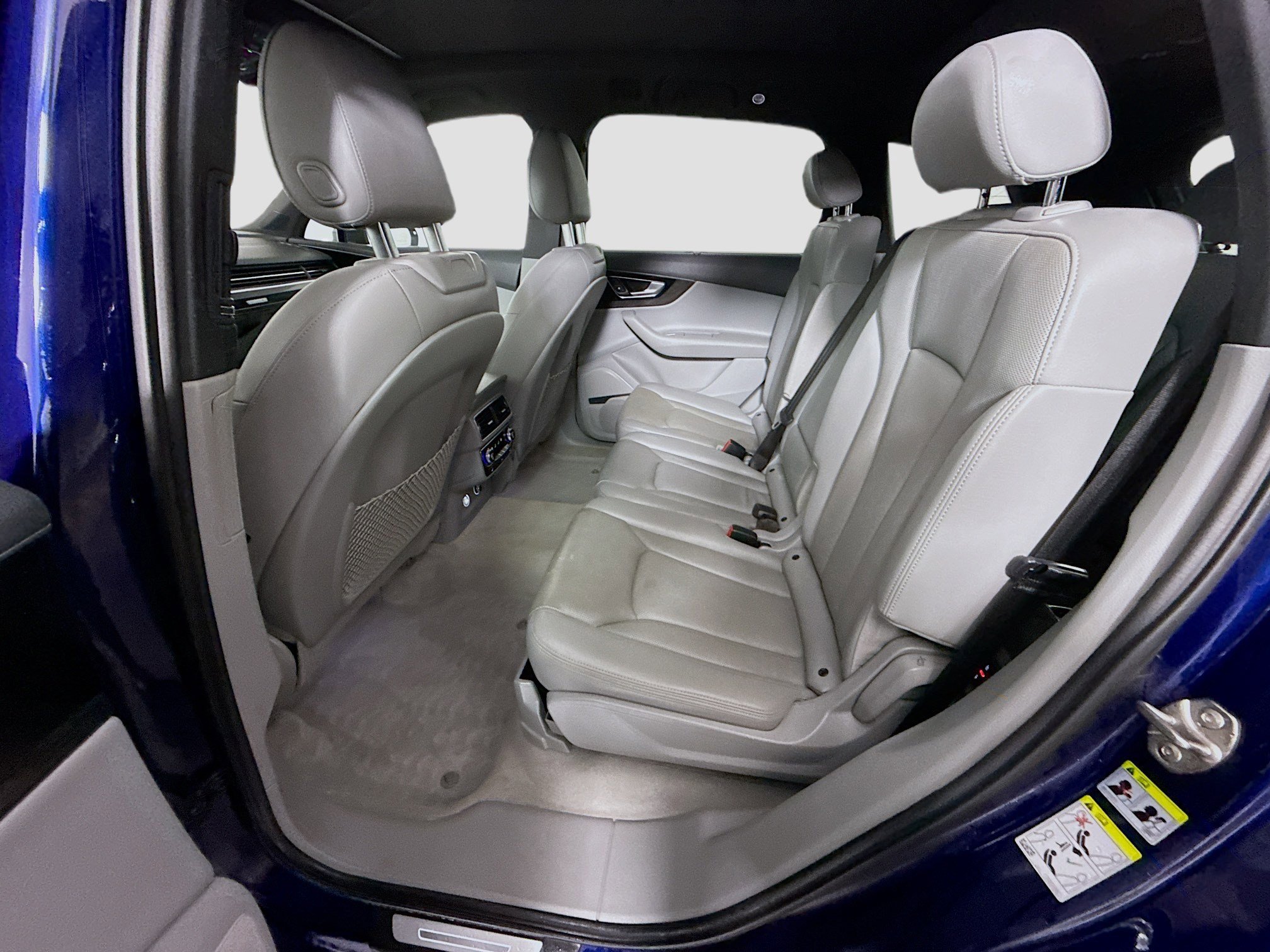 Used 2019 Audi Q7 3.0T Prestige image 25