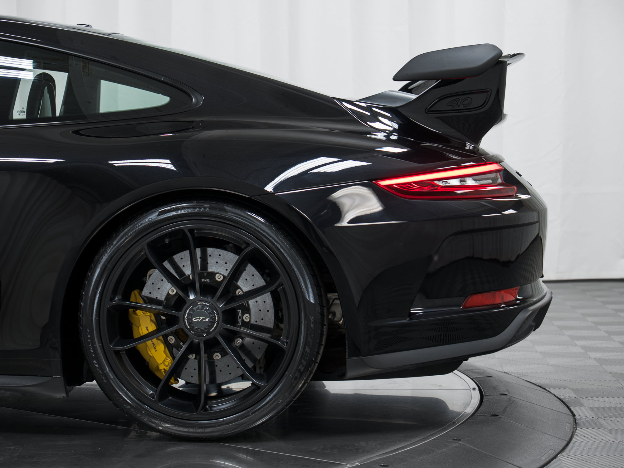 Certified 2018 Porsche 911 GT3 RWD image 49