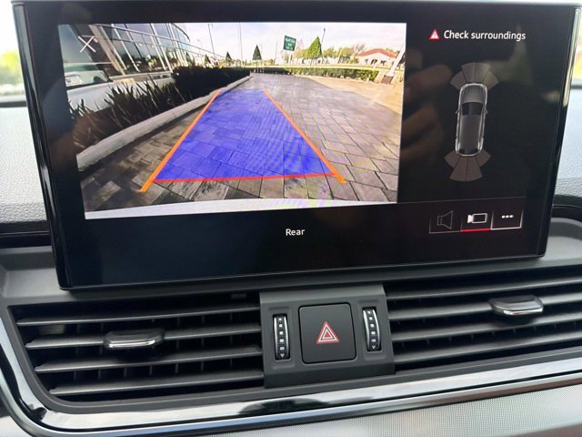 Used 2025 Audi Q5 2.0T Premium image 35