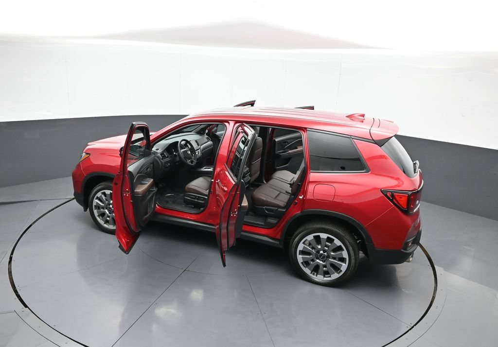 Certified 2024 Honda Passport EX-L image 45
