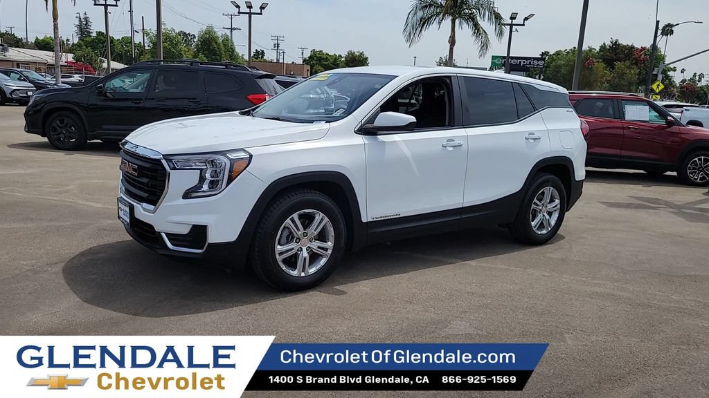Certified 2024 GMC Terrain SLE FWD image 4