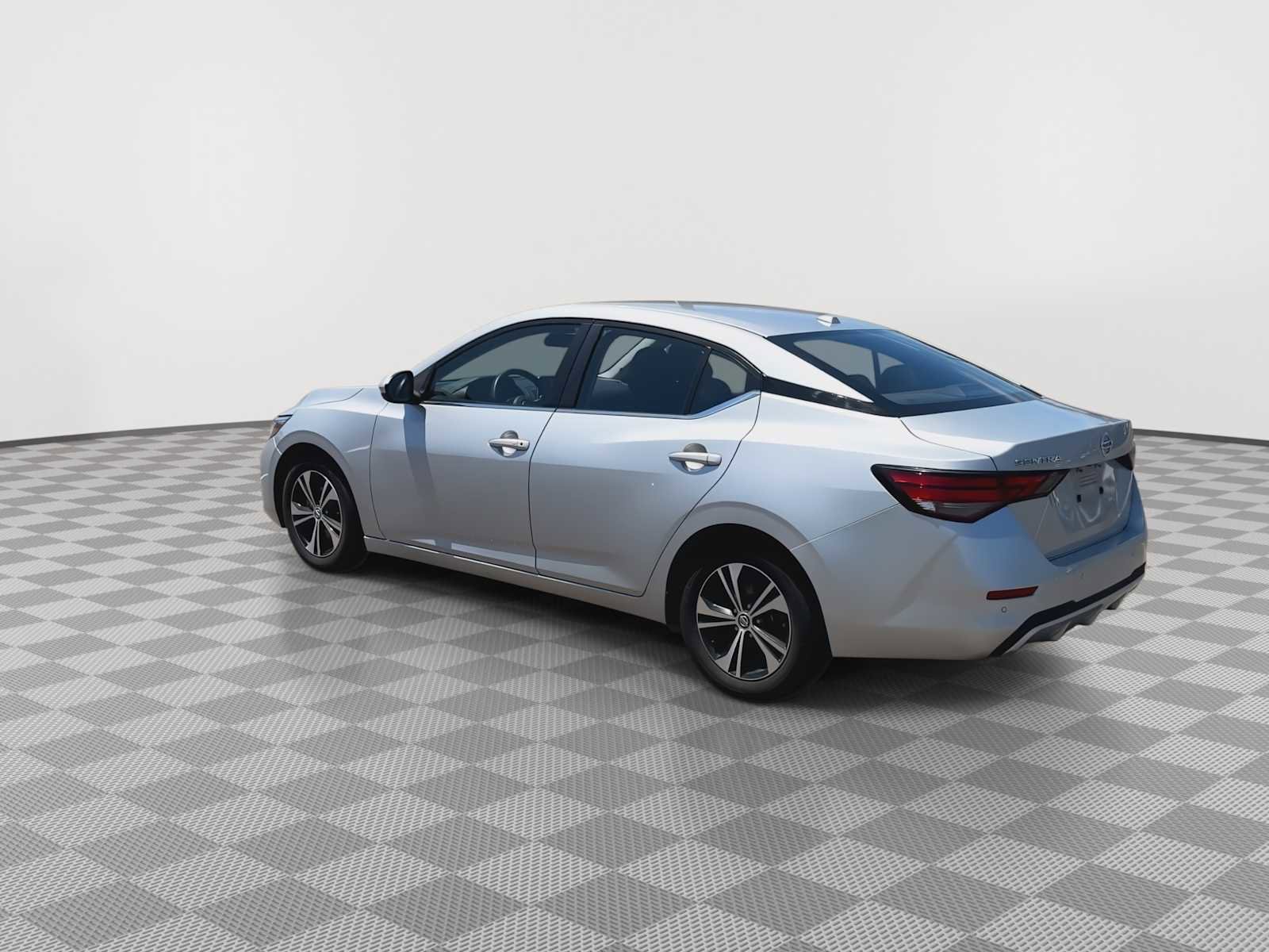 Used 2023 Nissan Sentra SV FWD image 6