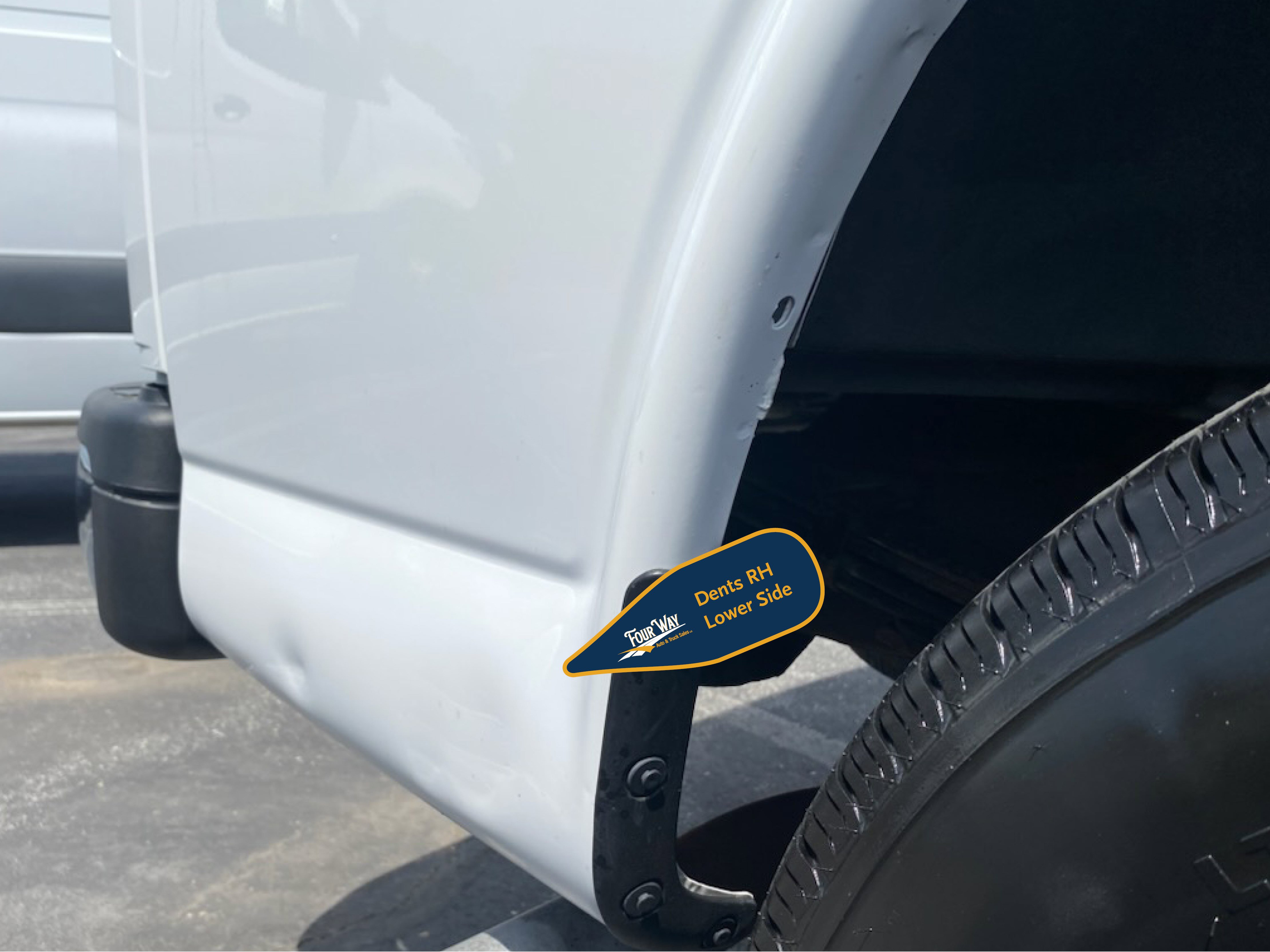 Used 2019 Chevrolet Express 3500 LT w/ LT Preferred Equipment Group RWD image 35