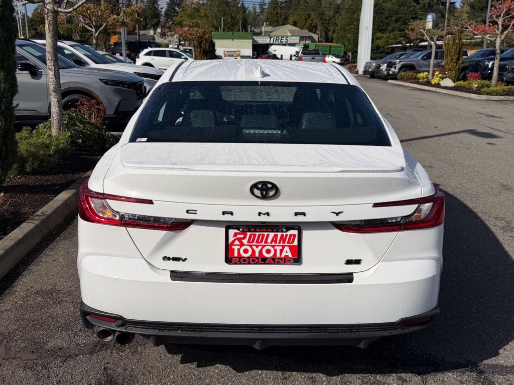Certified 2025 Toyota Camry Hybrid FWD image 8