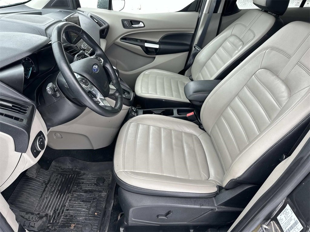 Used 2019 Ford Transit Connect Titanium w/ Trailer Tow Package image 19