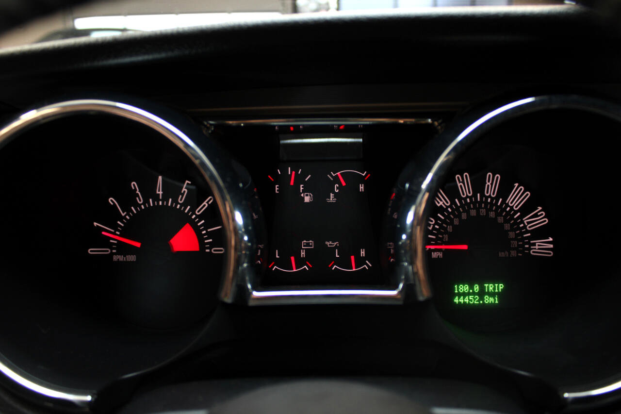 Used 2005 Ford Mustang GT image 8