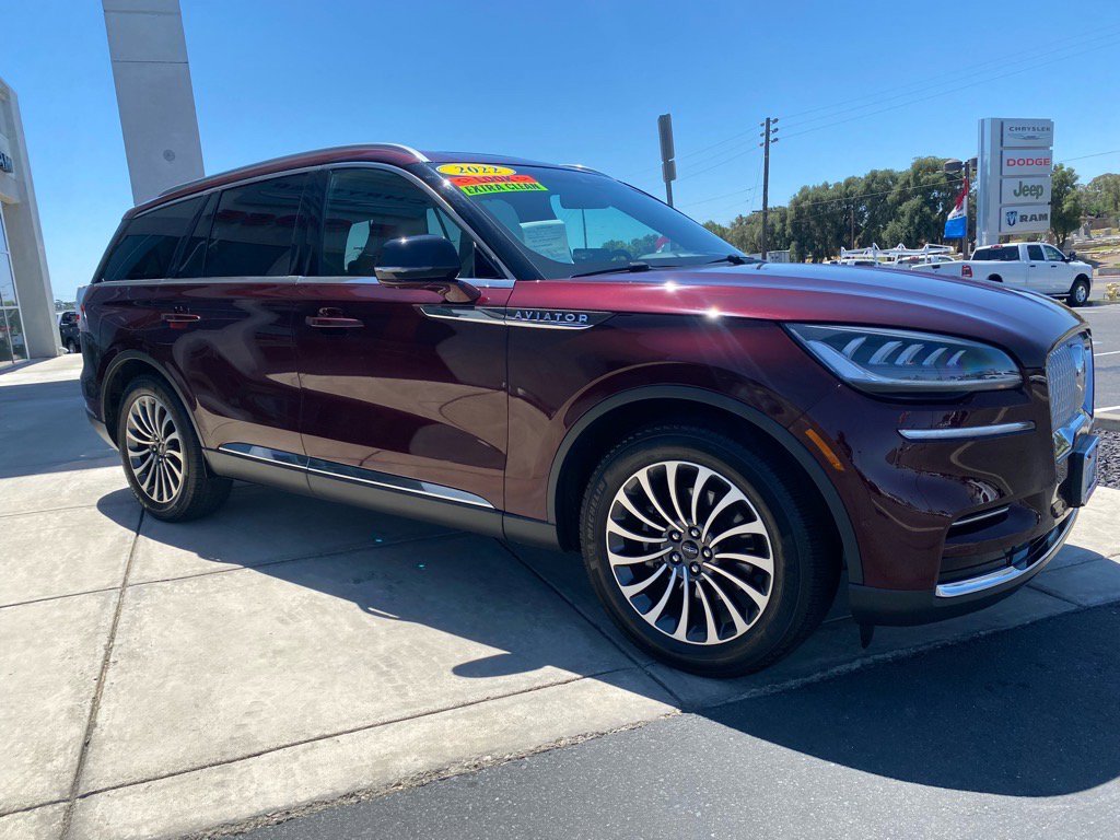 Used 2022 Lincoln Aviator Reserve w/ Equipment Group 201A image 11