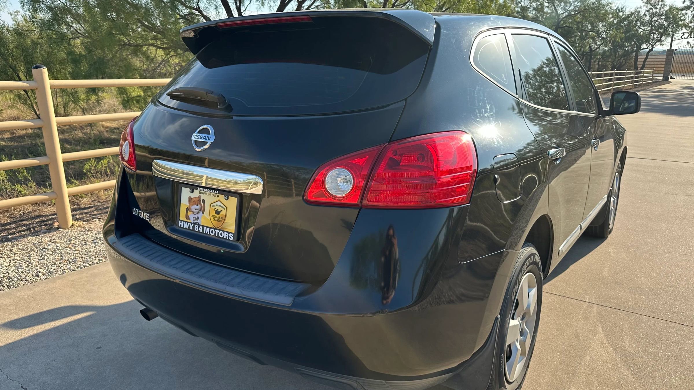 Used 2011 Nissan Rogue S image 8