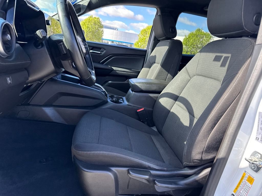 Used 2024 Chevrolet Colorado LT w/ LT Convenience Package image 14