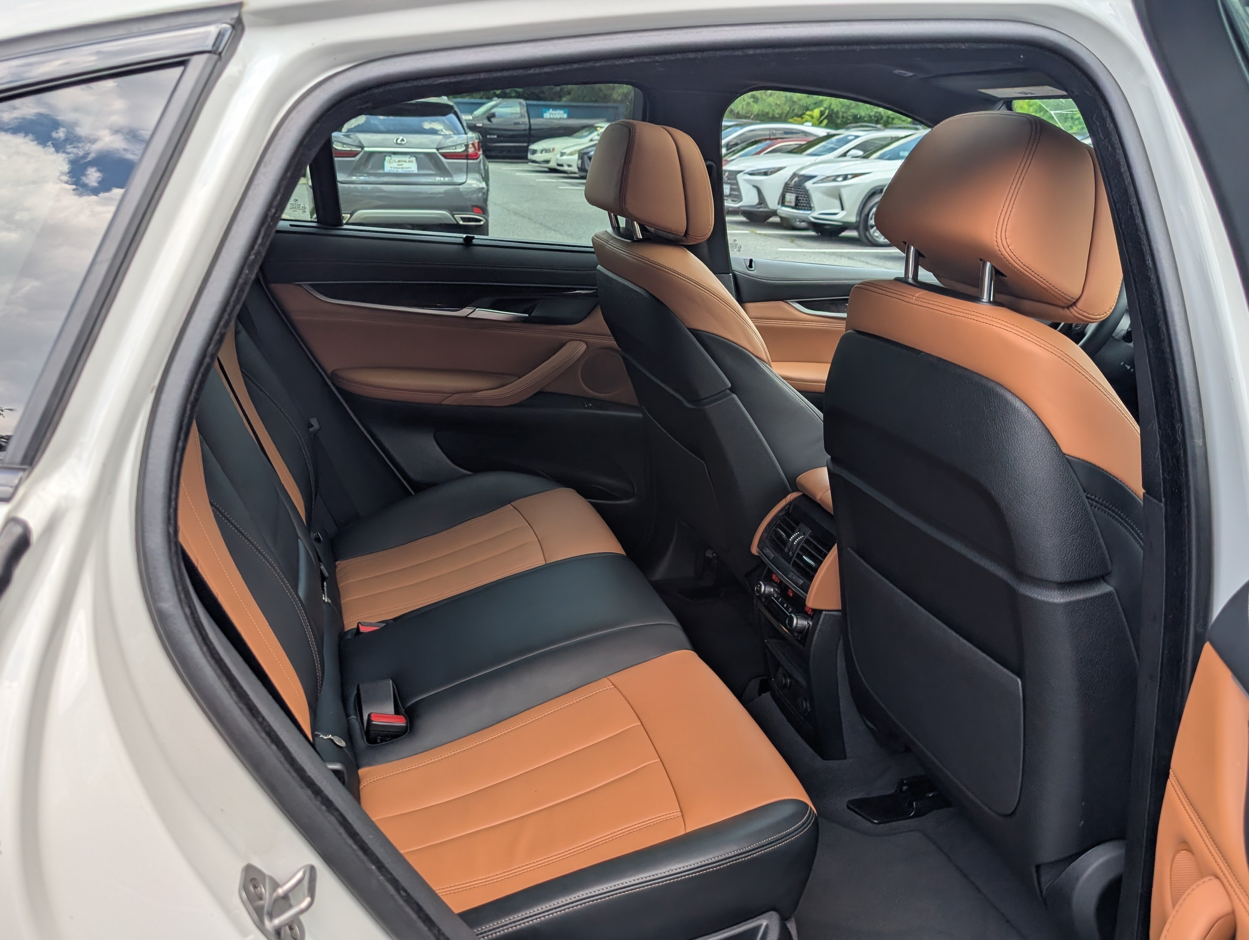 Used 2018 BMW X6 xDrive35i AWD/4WD image 12
