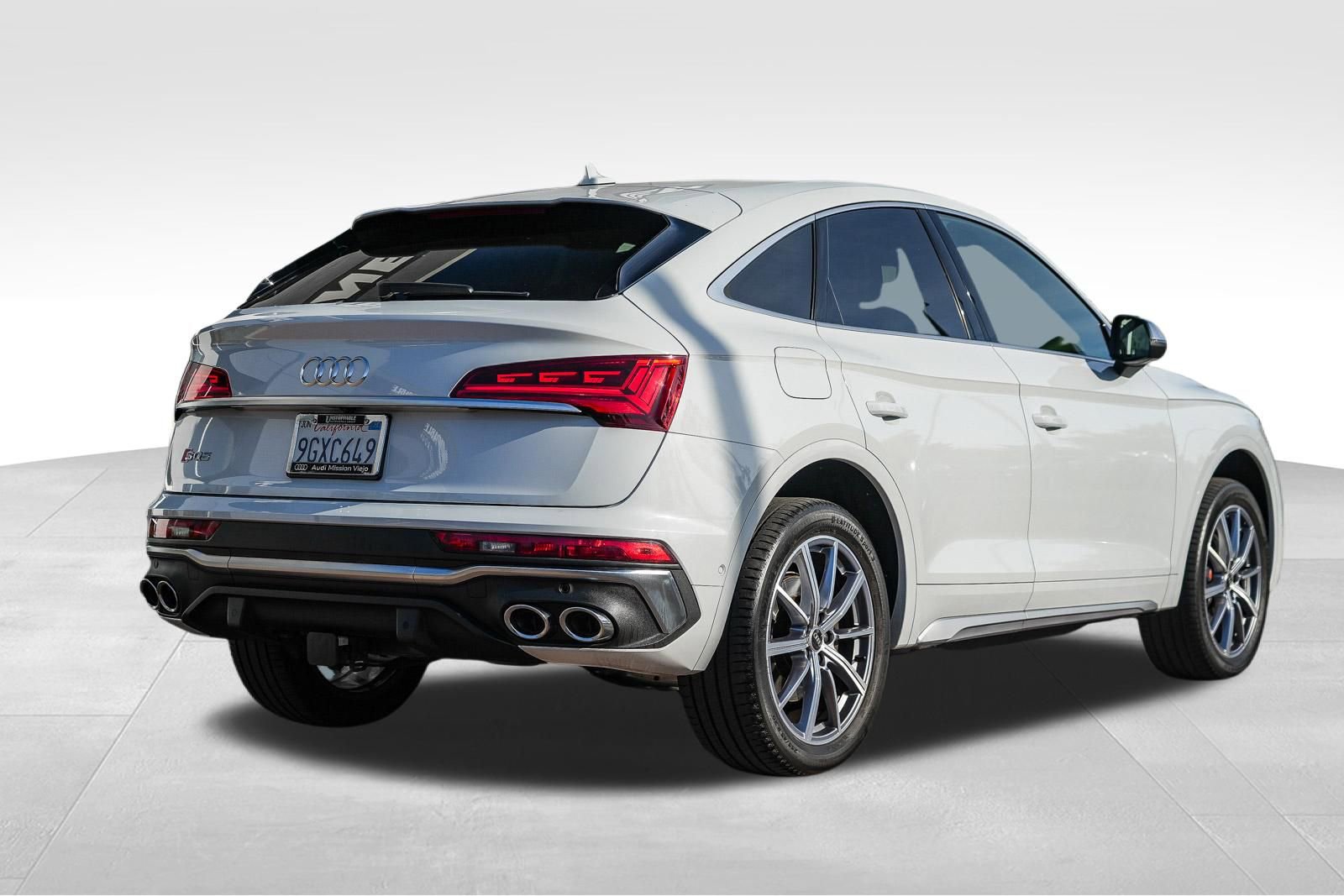 Used 2023 Audi SQ5 Prestige w/ Prestige Package image 9