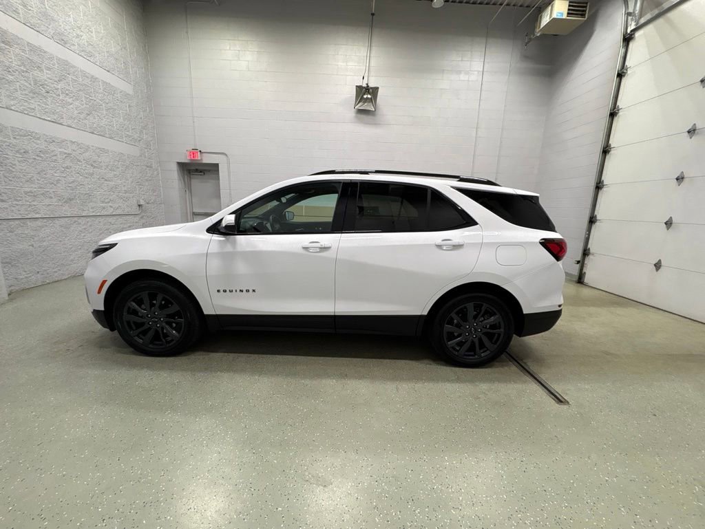 Used 2024 Chevrolet Equinox RS w/ RS Leather Package AWD/4WD image 7