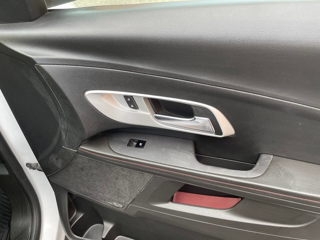 Used 2013 Chevrolet Equinox LTZ image 29