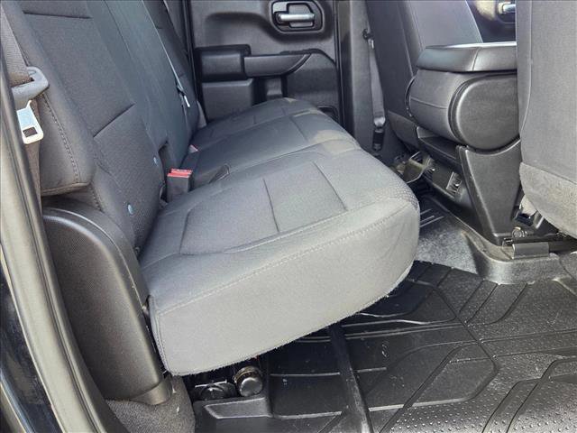 Used 2020 Chevrolet Silverado 1500 Custom w/ Custom Value Package image 19