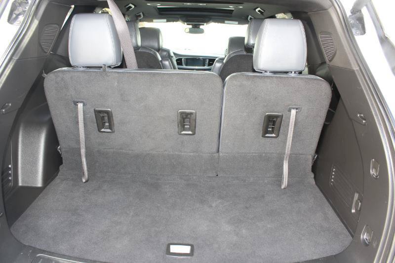 Used 2023 Buick Enclave Essence w/ Experience Buick Package FWD image 14