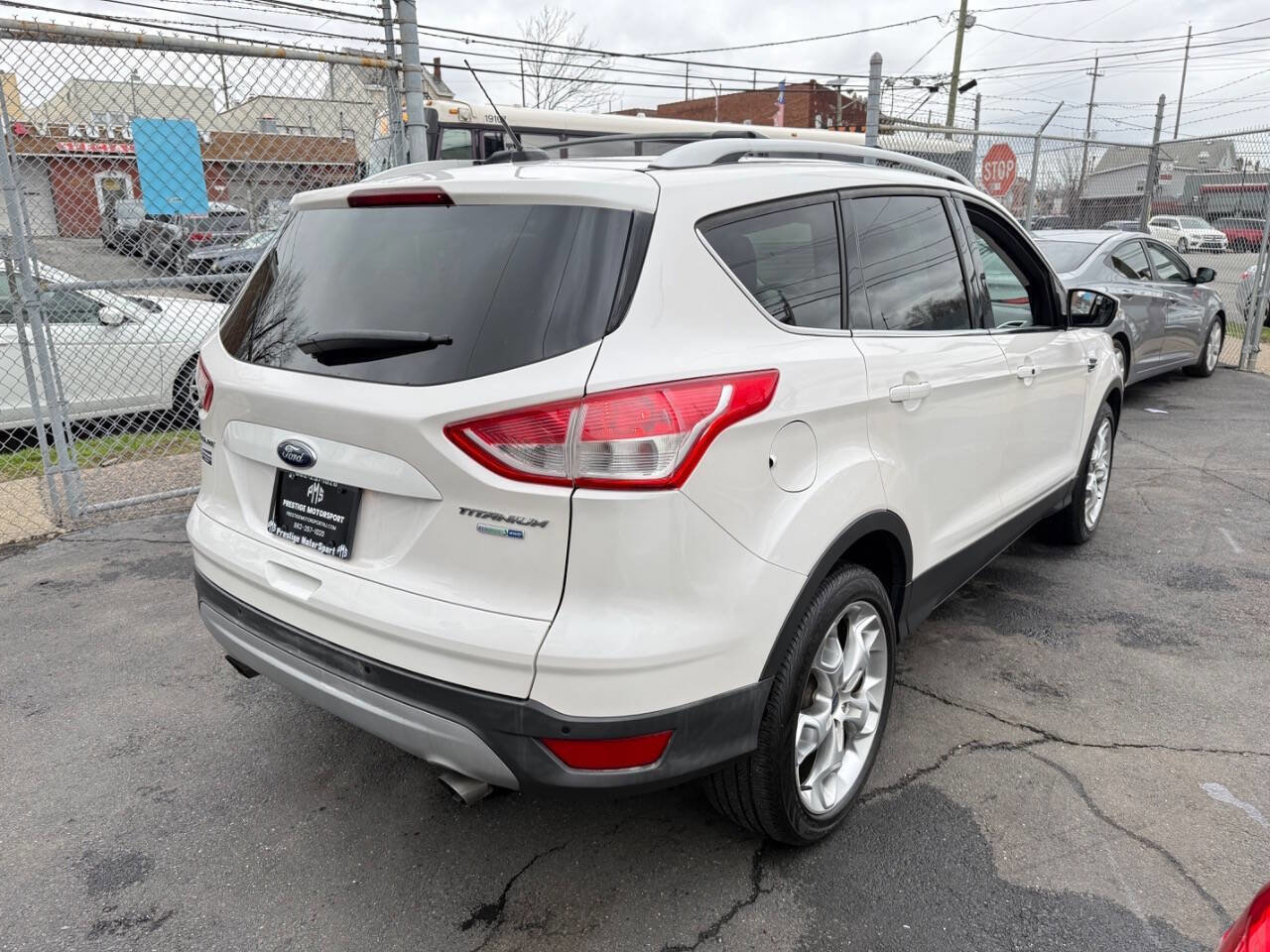 Used 2013 Ford Escape Titanium image 5