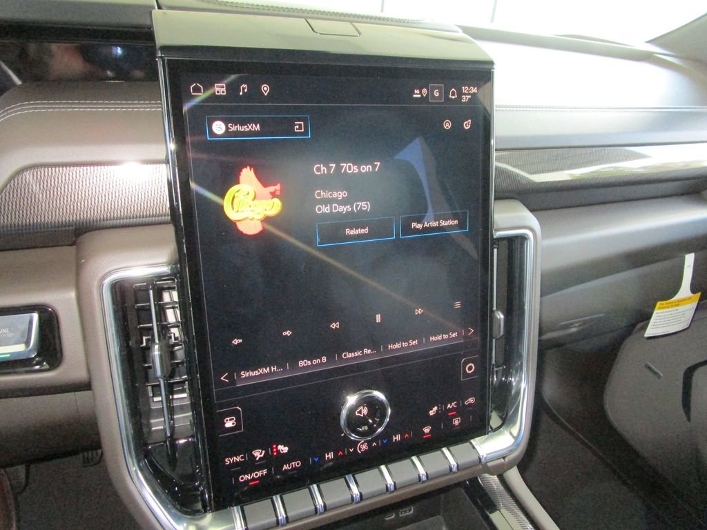 New 2026 GMC Yukon XL Elevation image 38