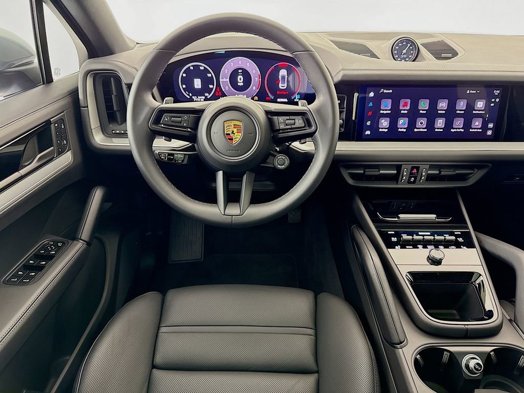 Certified 2024 Porsche Cayenne Coupe image 25