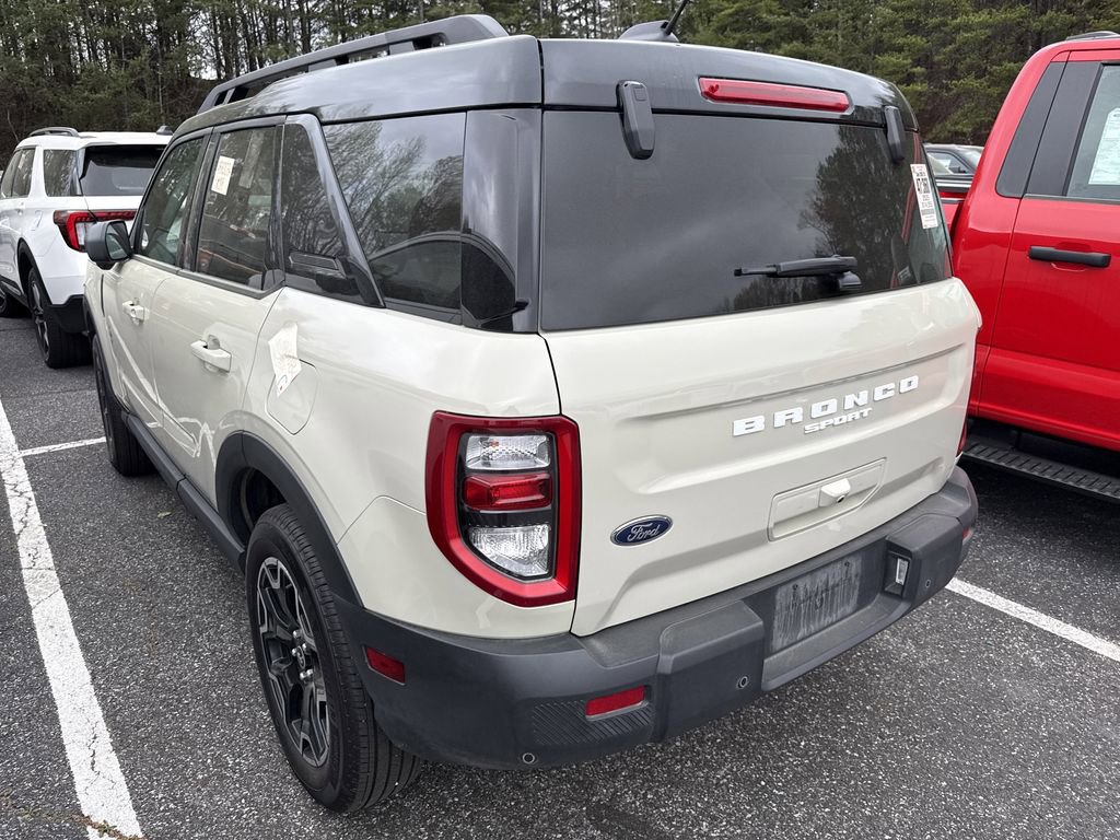 Used 2025 Ford Bronco Sport Outer Banks w/ Outer Banks Tech Package+ image 12