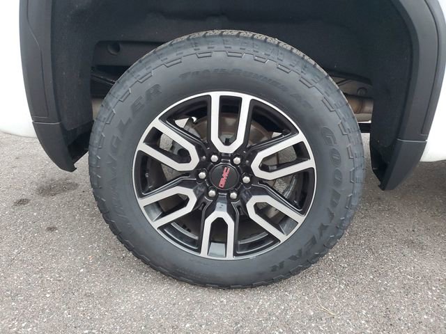 Used 2022 GMC Sierra 1500 AT4 w/ AT4 Premium Package image 5
