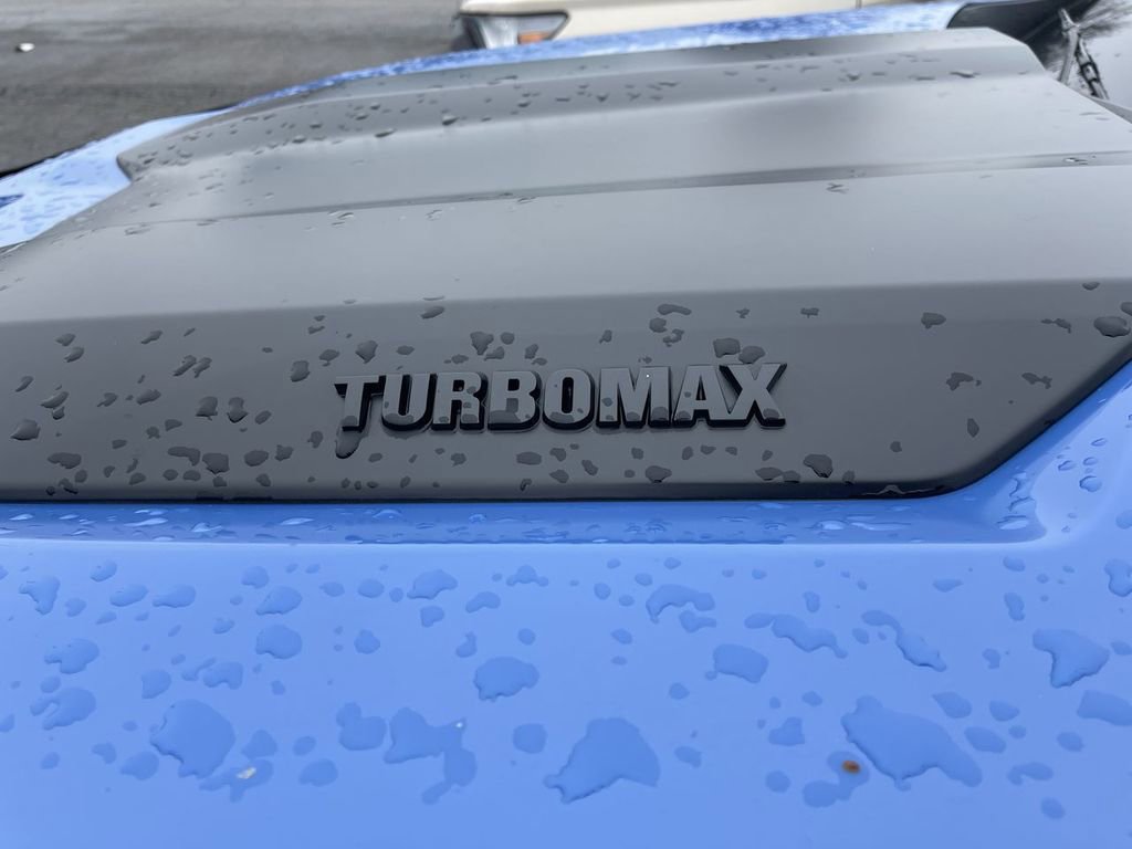 Used 2025 Chevrolet Colorado ZR2 w/ Technology Package image 11