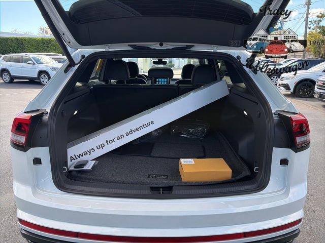 New 2026 Volkswagen Atlas Cross Sport SEL R-Line image 23