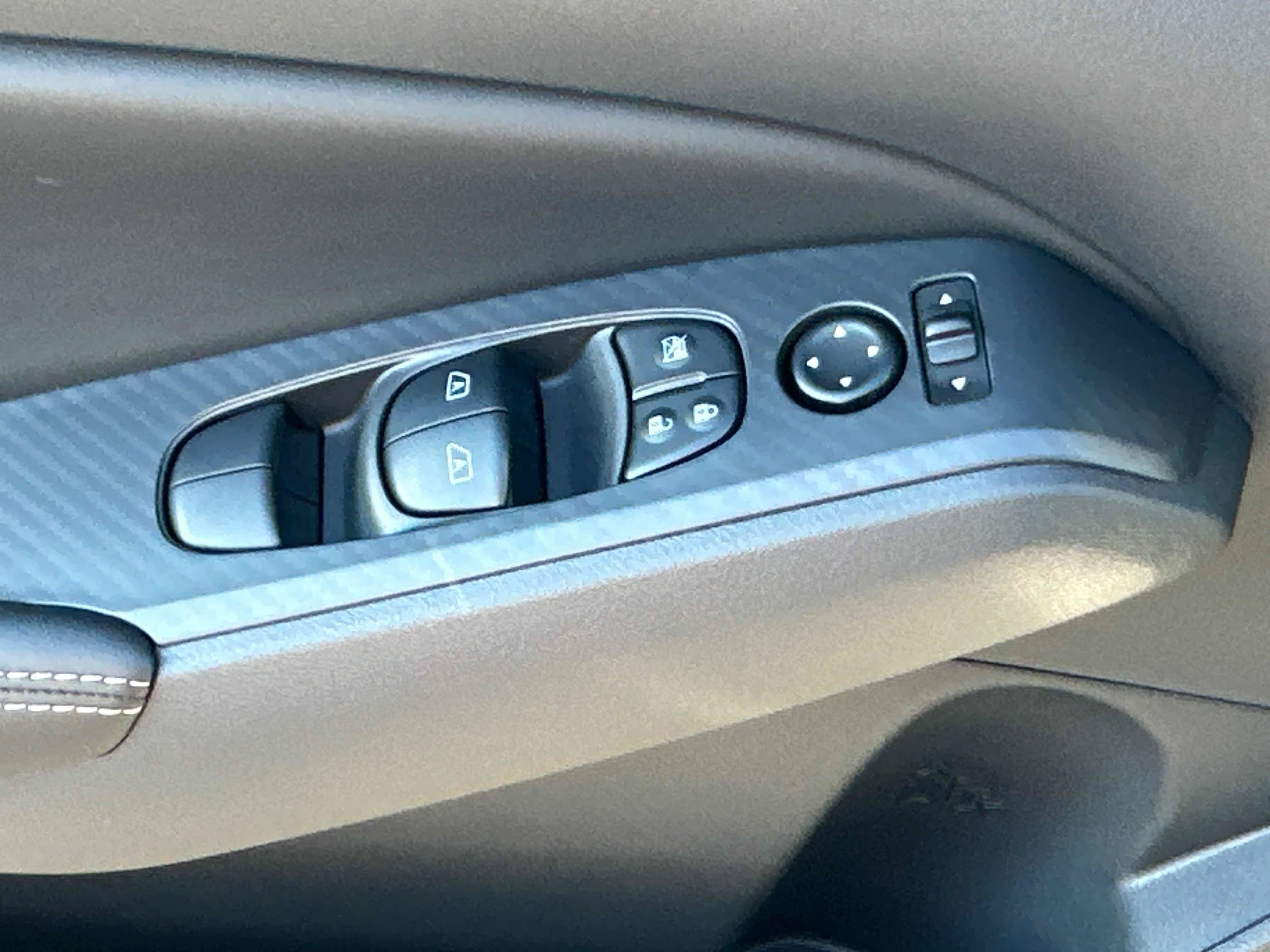 New 2026 Nissan Altima 2.5 SV AWD/4WD image 18