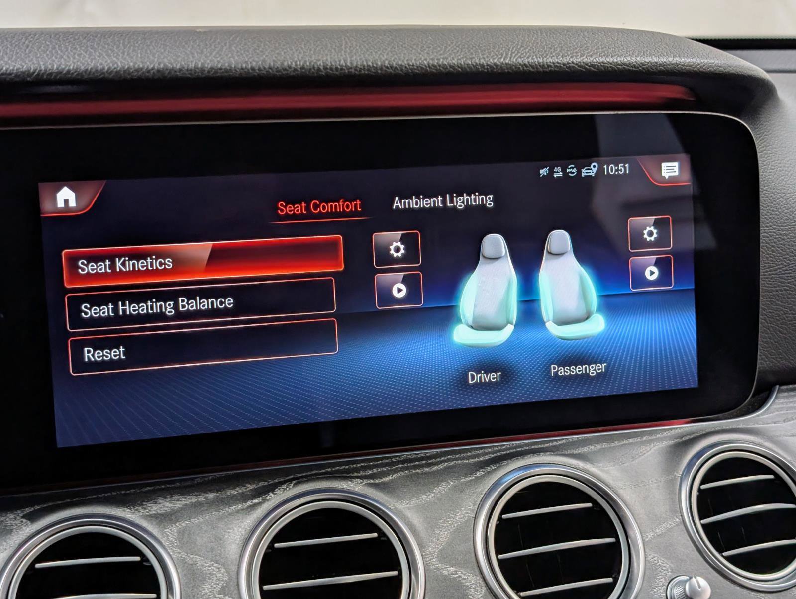 Used 2021 Mercedes-Benz E 450 4MATIC Sedan w/ Premium Package image 39