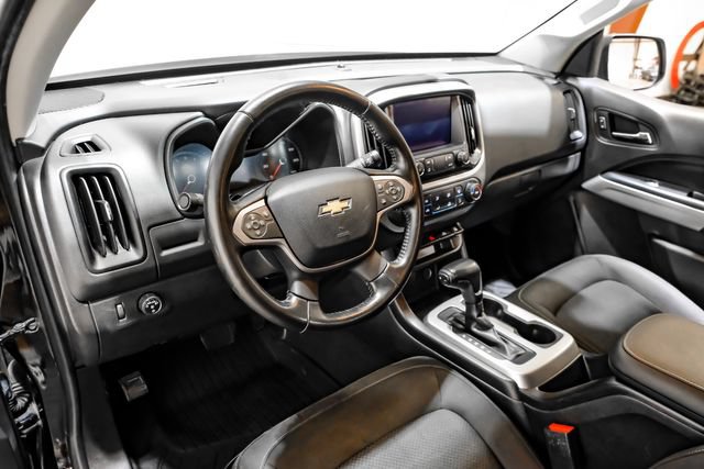 Used 2020 Chevrolet Colorado LT w/ Safety Package RWD image 3