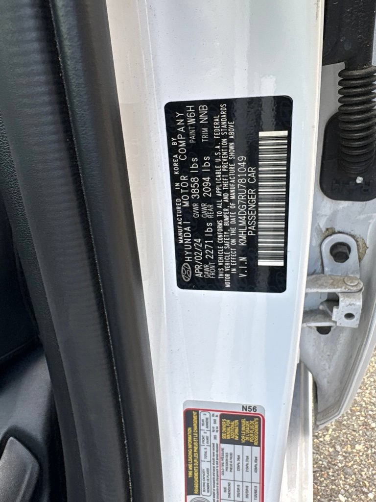 Used 2024 Hyundai Elantra SEL FWD image 16
