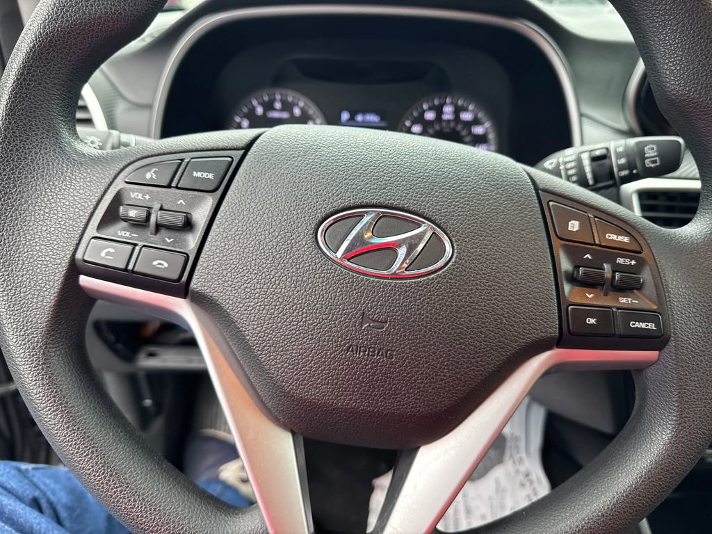 Used 2020 Hyundai Tucson Value w/ Cargo Package image 16
