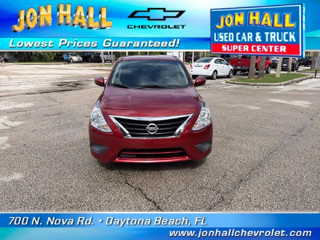 Used 2019 Nissan Versa SV FWD image 2