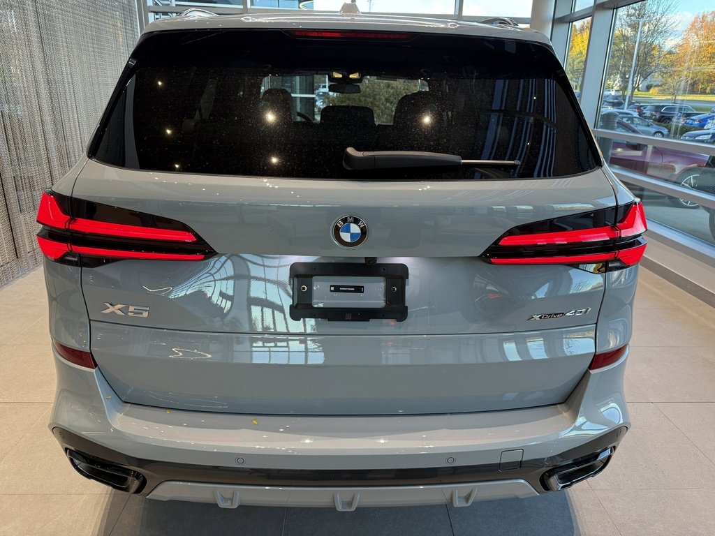 New 2026 BMW X5 xDrive40i w/ M Sport Package image 5