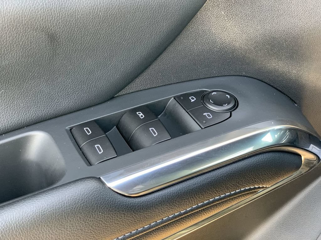 Certified 2026 Chevrolet Traverse LT FWD image 21