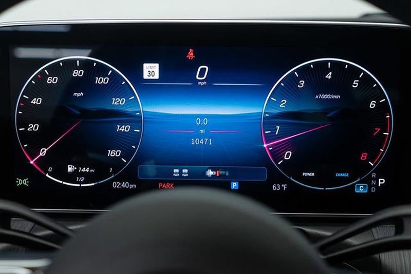 Used 2025 Mercedes-Benz CLE 300 4MATIC Coupe image 19