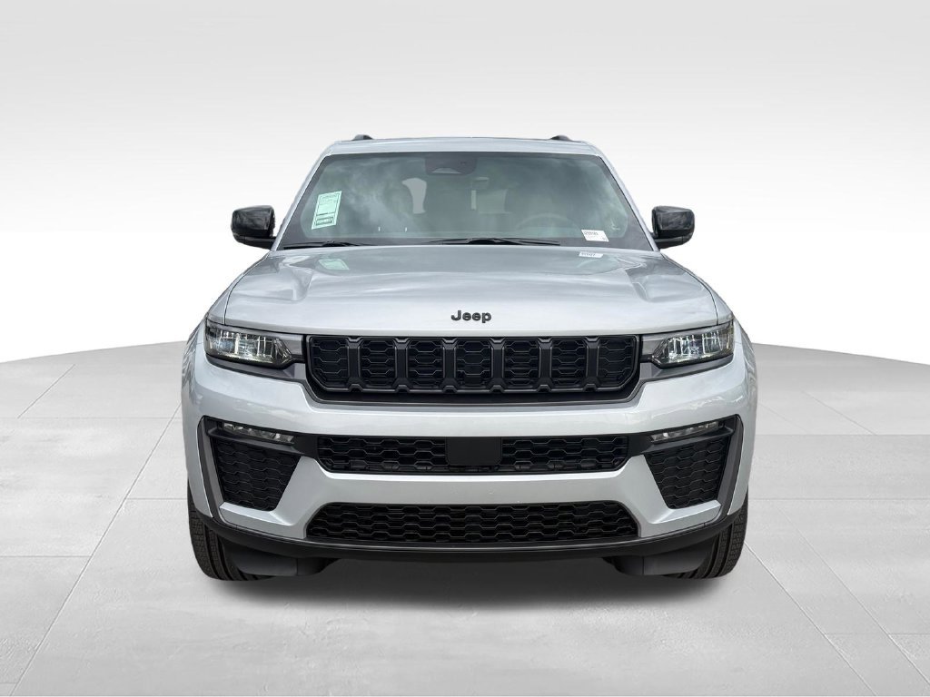 New 2026 Jeep Grand Cherokee Limited w/ Limited Altitude Package AWD/4WD image 26