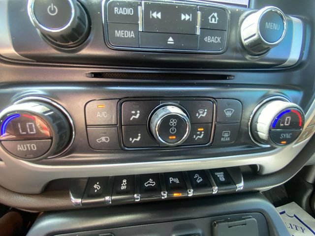 Used 2019 GMC Sierra 2500 SLT w/ Duramax Plus Package AWD/4WD image 19